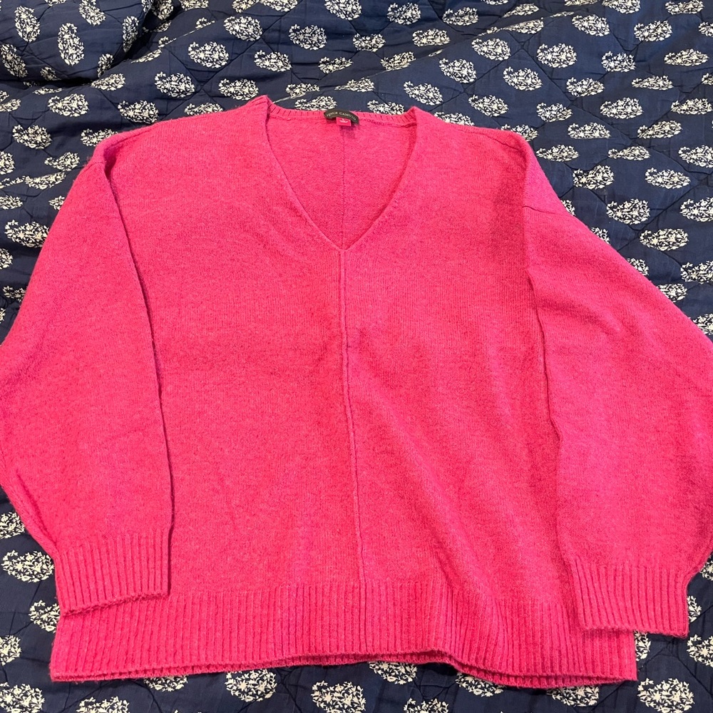 Vince Camuto Pink V-Neck Sweater Knit Cropped